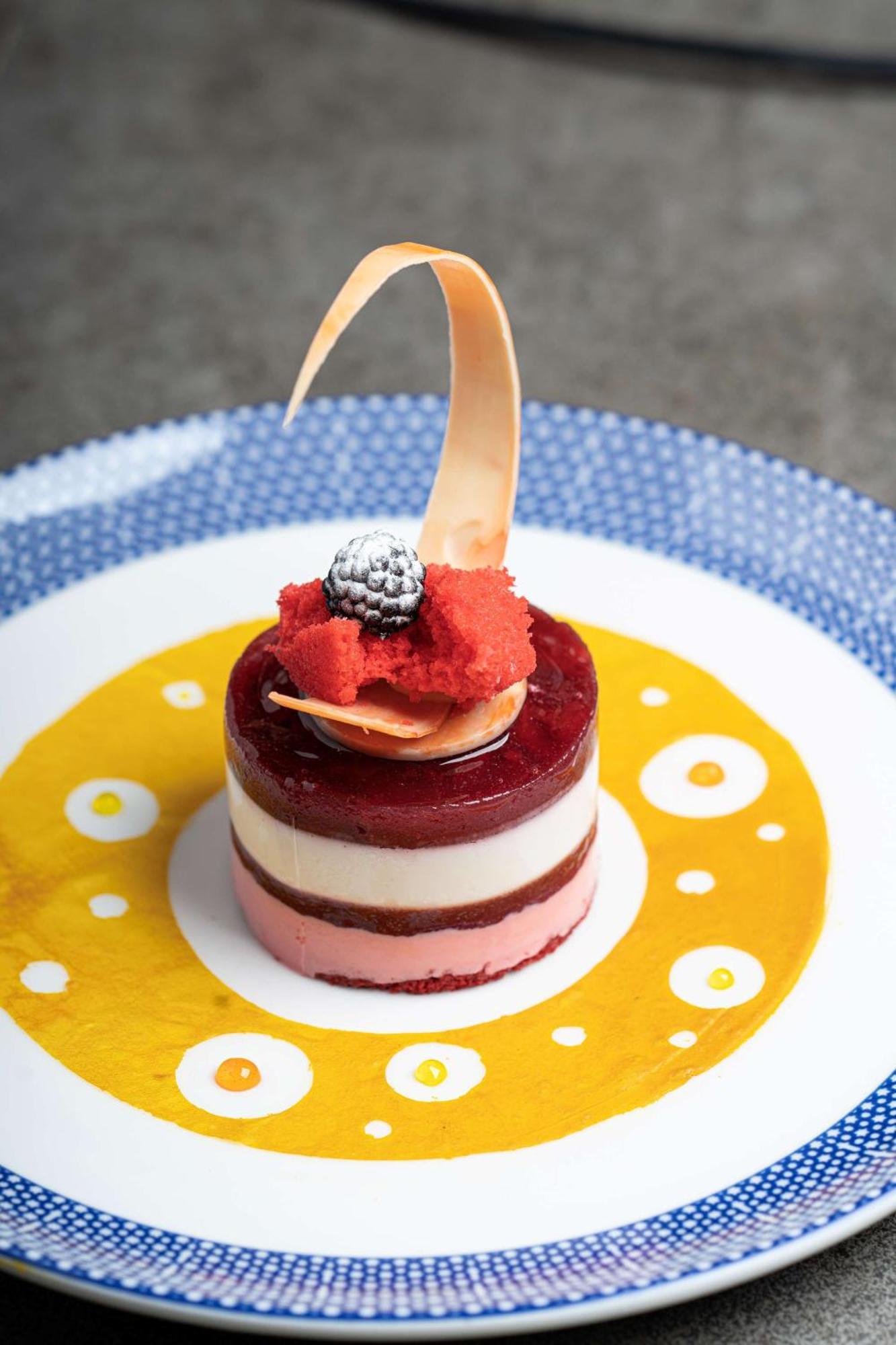 Radisson Blu Hotel & Resort, Сухар Экстерьер фото A dessert