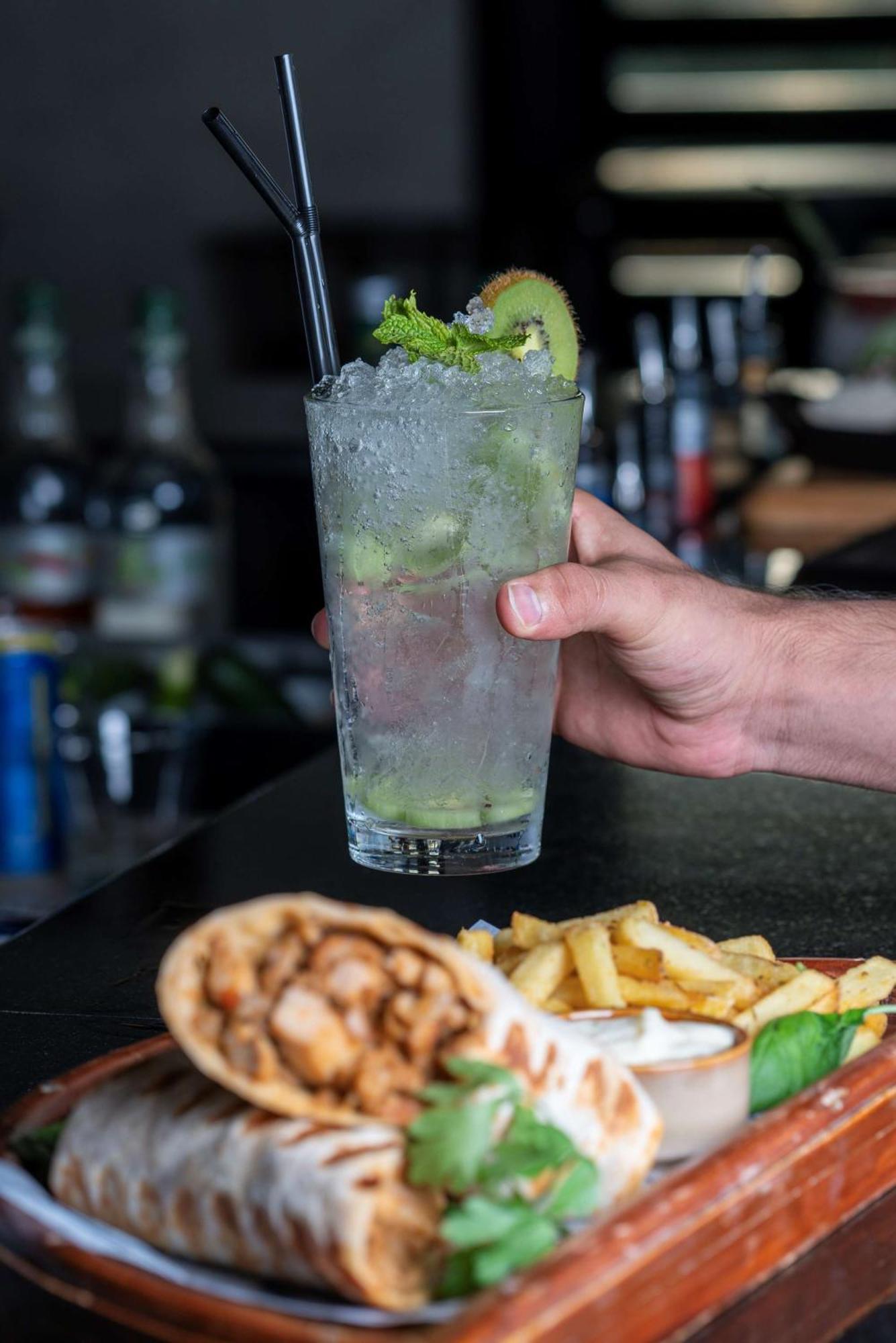 Radisson Blu Hotel & Resort, Сухар Экстерьер фото A caipirinha